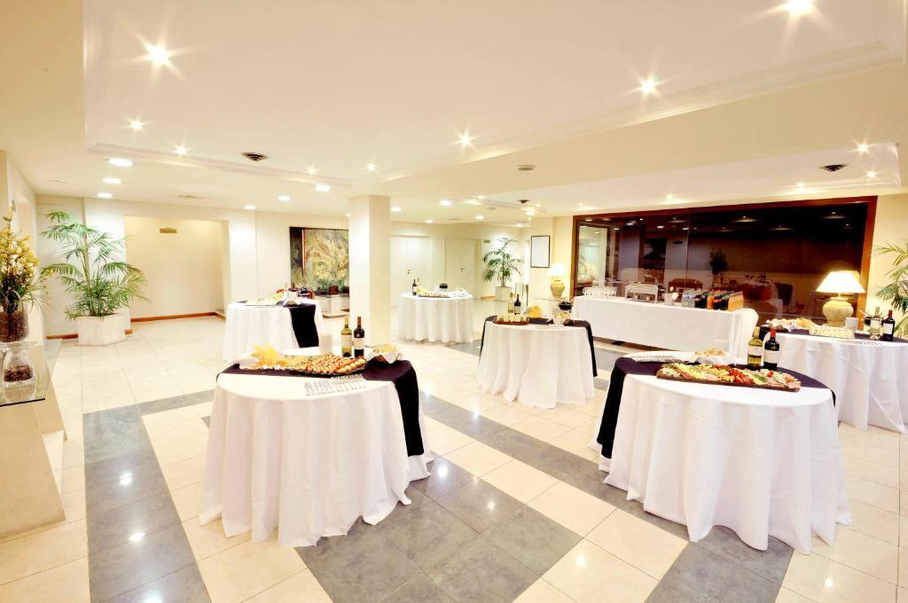 Hotel Argos Bahía Blanca Extérieur photo