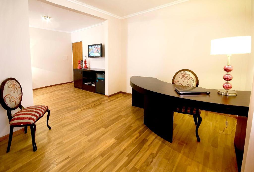 Hotel Argos Bahía Blanca Extérieur photo