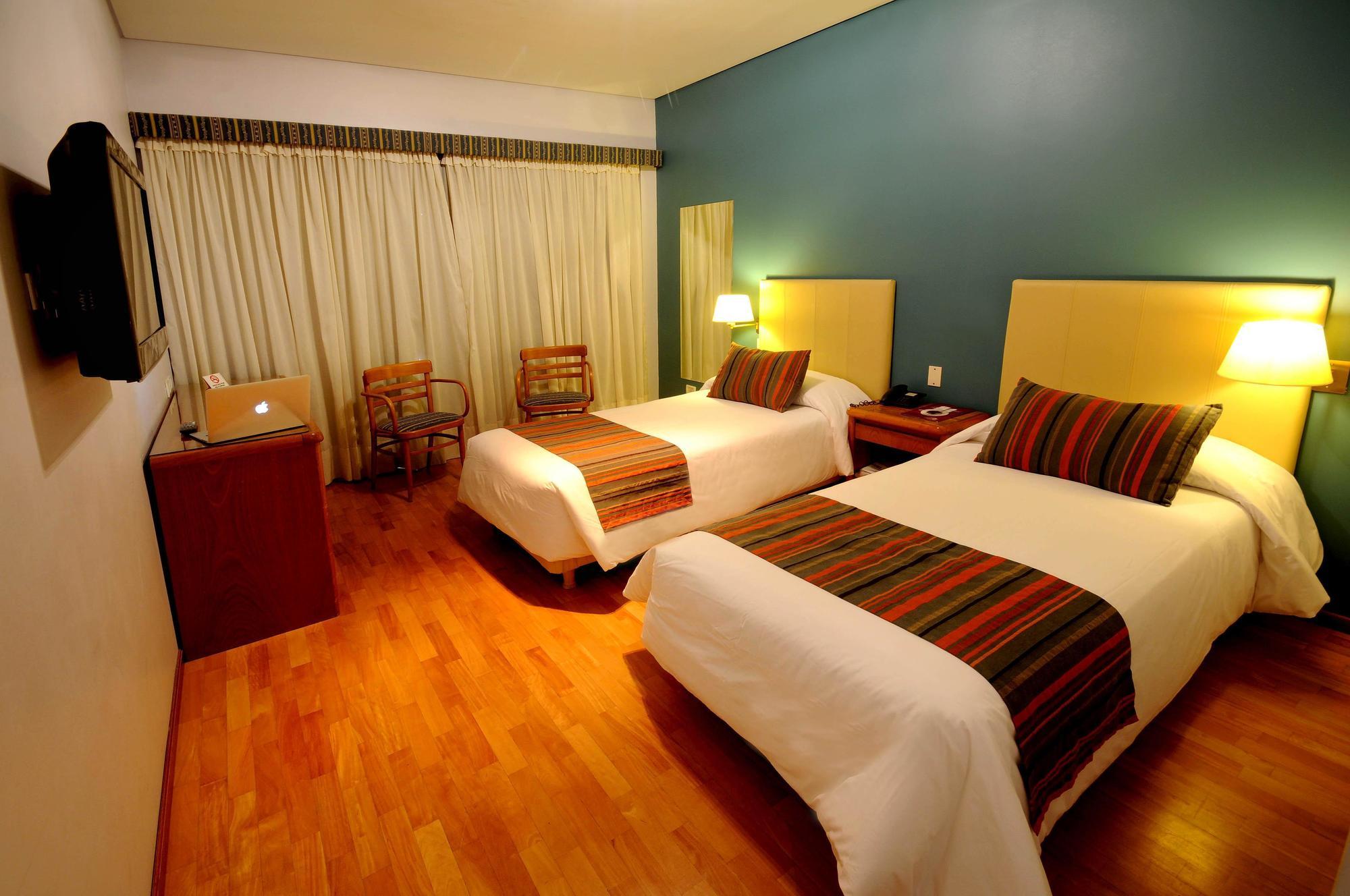 Hotel Argos Bahía Blanca Extérieur photo